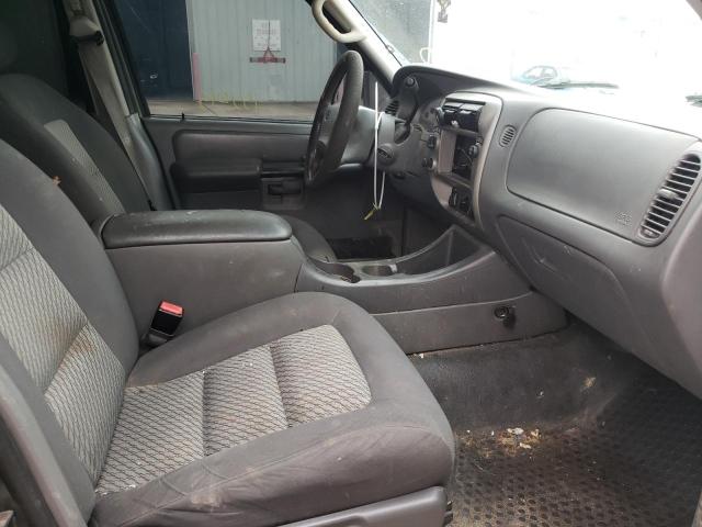 Photo 5 from auction – 2004 FORD EXPLORER S with VIN 1FMZU77K64UC12763