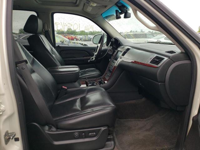 Photo 5 from auction – 2008 CADILLAC ESCALADE L with VIN 1GYEC63878R192570
