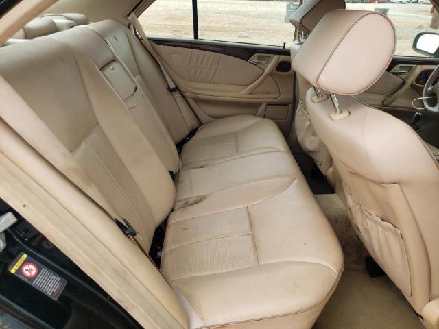 Photo 8 from auction – 2001 MERCEDES-BENZ E 320 with VIN WDBJF65J21B260007