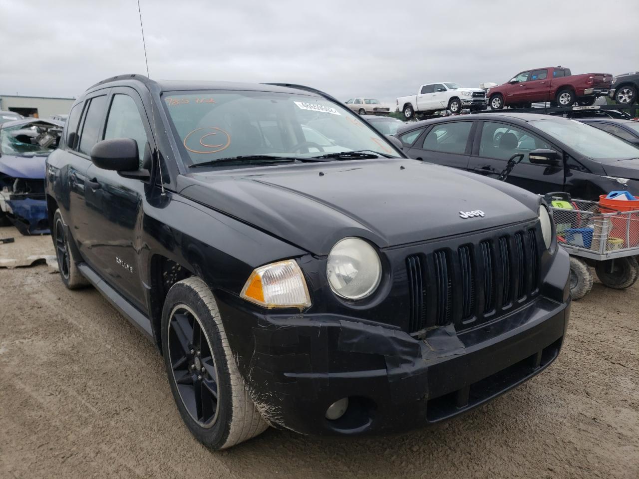 JEEP COMPASS SP 2008 with VIN 1J8FT47W18D785712 - Photo from auction
