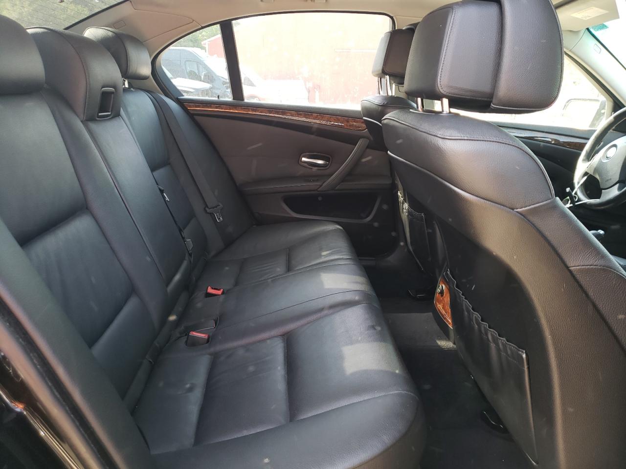 Photo 18 from auction – 2008 BMW 528 XI with VIN WBANV13578CZ52862