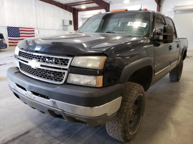 Photo 2 from auction – 2005 CHEVROLET SILVERADO with VIN 1GCHK23215F923775