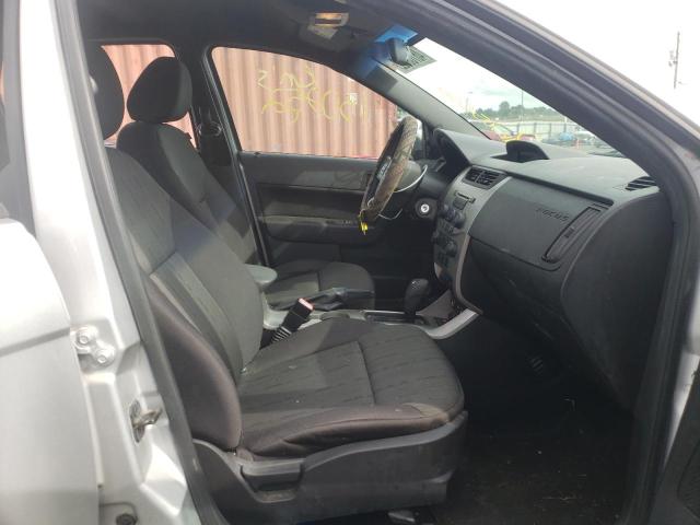 Foto 5 de la subasta – 2011 FORD FOCUS SE con VIN 1FAHP3FN2BW176914