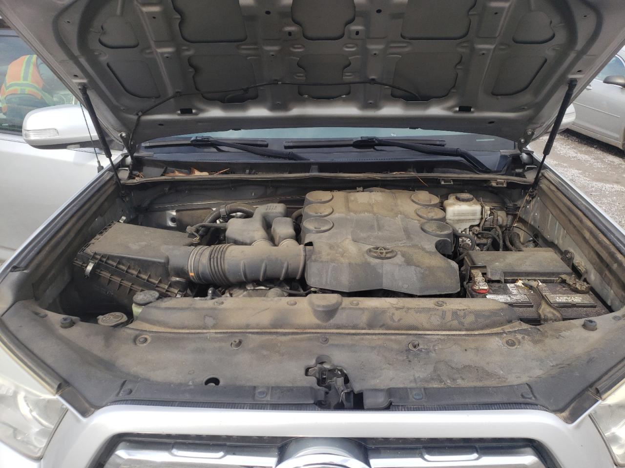 Photo 7 from auction – 2011 TOYOTA 4RUNNER SR with VIN JTEBU5JR4B5064731