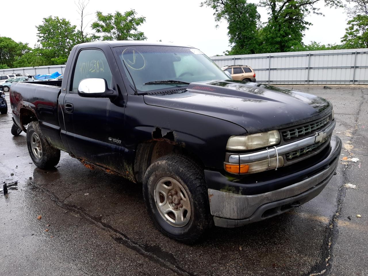 Photo 14 from auction – 2001 CHEVROLET SILVERADO with VIN 1GCEK14V01Z274971
