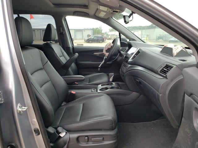 Photo 5 from auction – 2019 HONDA RIDGELINE with VIN 5FPYK3F62KB018005