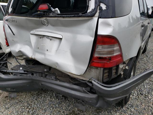 Photo 9 from auction – 1999 MERCEDES-BENZ ML 320 with VIN 4JGAB54E6XA106972