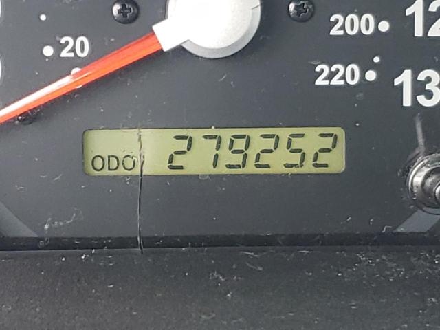 Photo 8 from auction – 2005 KIA SORENTO EX with VIN KNDJC733355409470