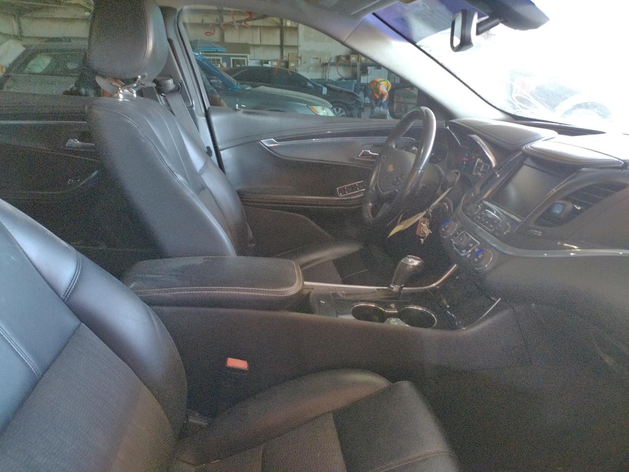Photo 19 from auction – 2016 CHEVROLET IMPALA LT with VIN 2G1105SA5G9166594