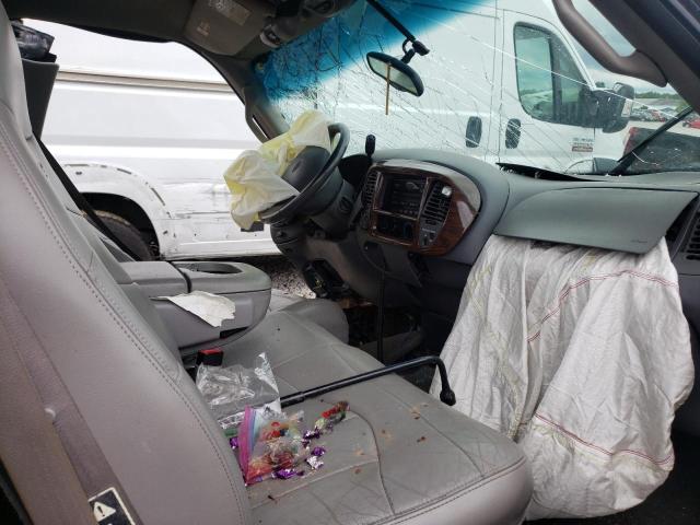 Photo 5 from auction – 2000 FORD F150 with VIN 1FTRX18L8YNB26810