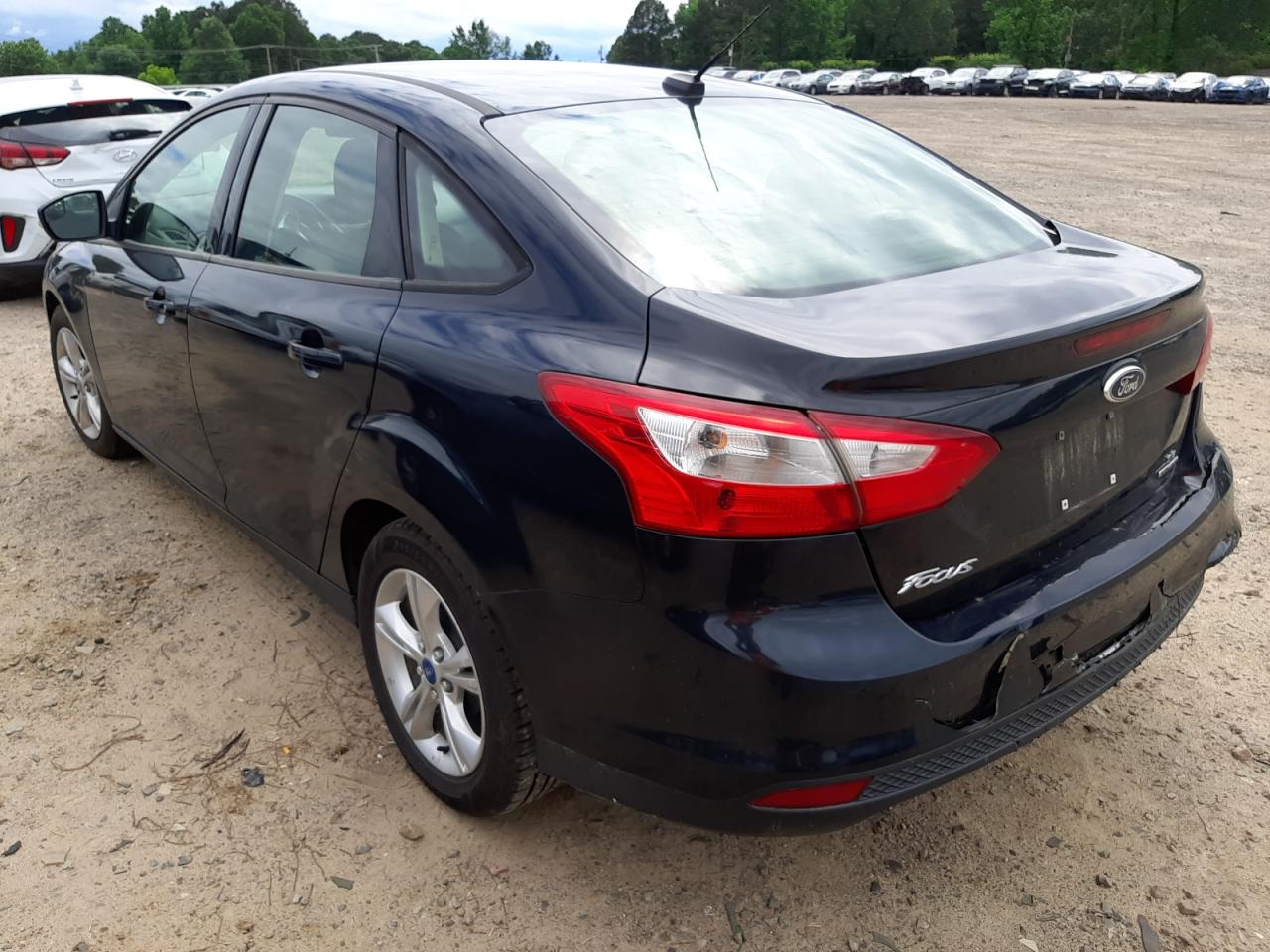 Photo 3 from auction – 2013 FORD FOCUS SE with VIN 1FADP3F29DL153655