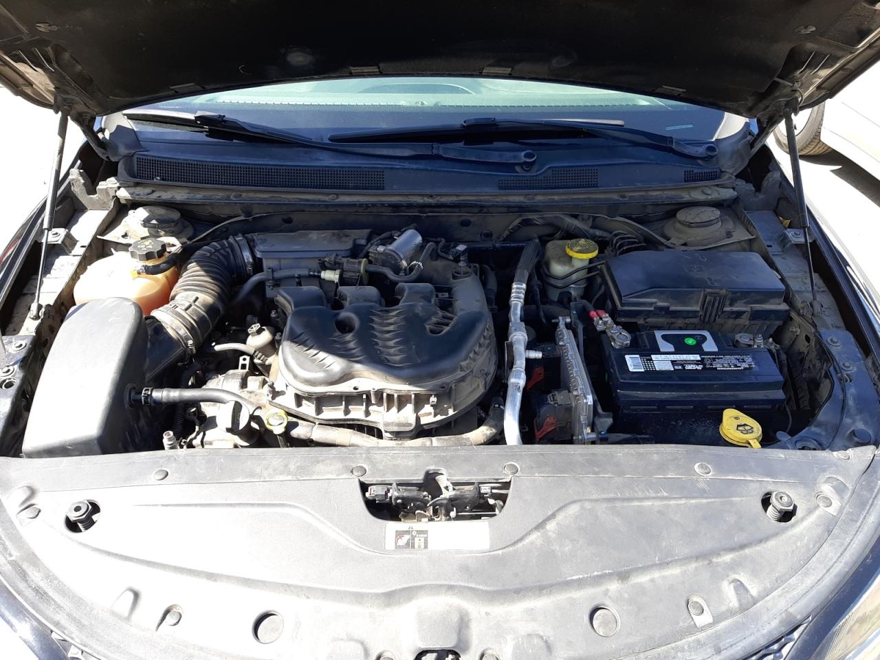 Photo 7 from auction – 2015 CHRYSLER 200 S with VIN 1C3CCCBG7FN683153