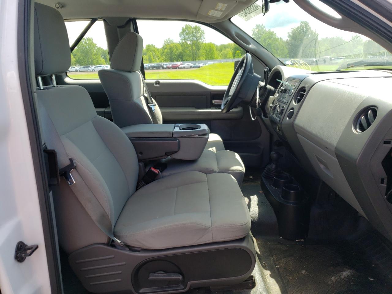 Photo 19 from auction – 2008 FORD F150 with VIN 1FTRX14W58FB23888