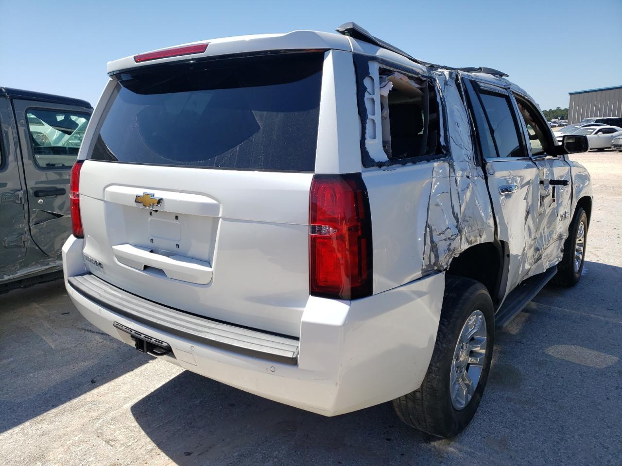 Photo 4 from auction – 2016 CHEVROLET TAHOE C150 with VIN 1GNSCBKCXGR166669
