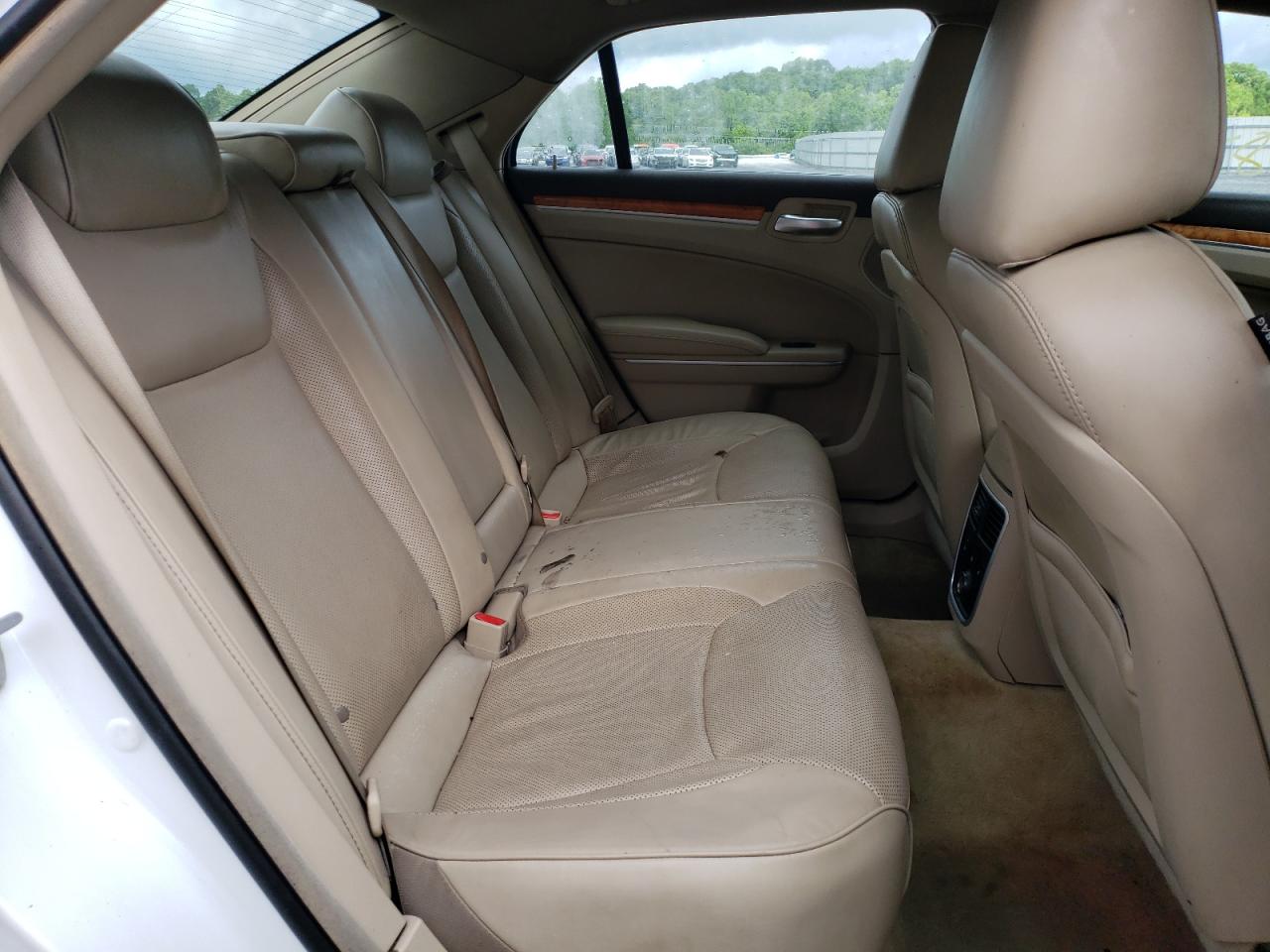 Photo 18 from auction – 2013 CHRYSLER 300C with VIN 2C3CCAET1DH504415
