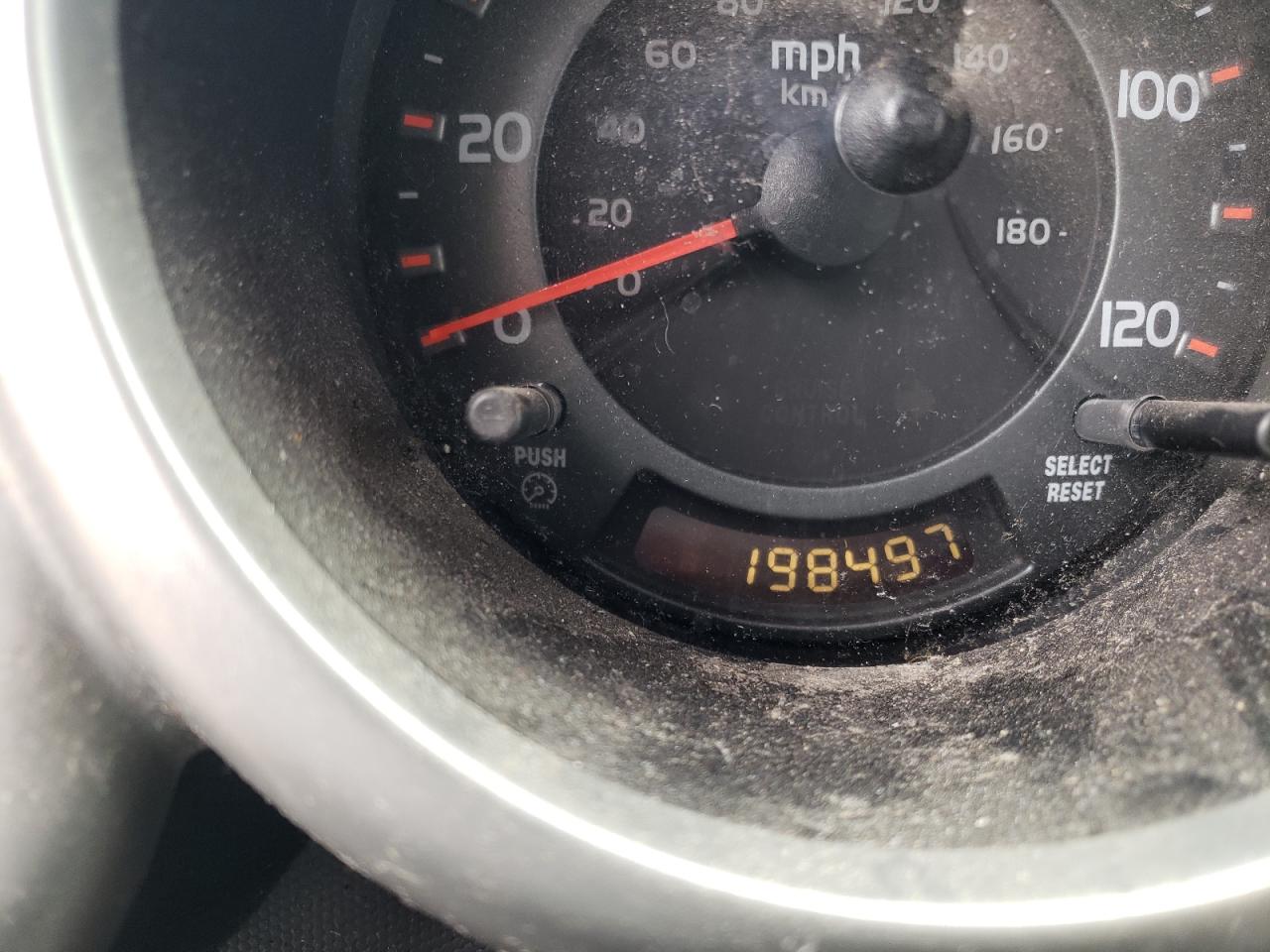 Foto 18 de la subasta – 2003 HONDA ELEMENT EX con VIN 5J6YH28503L021354