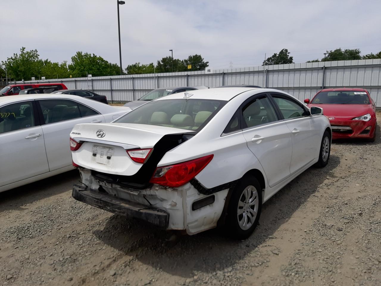 Photo 4 from auction – 2012 HYUNDAI SONATA GLS with VIN 5NPEB4AC7CH326322