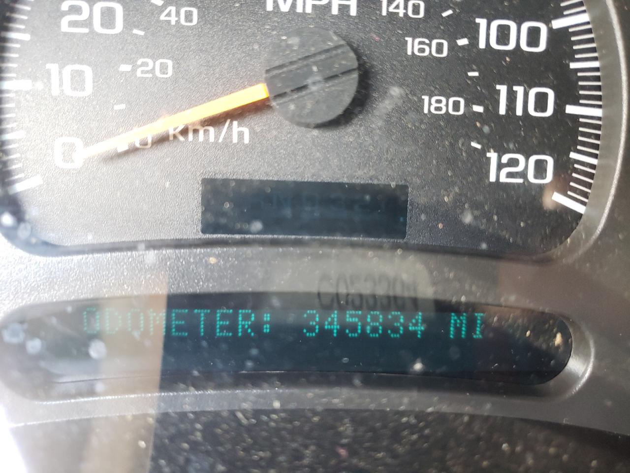 Photo 13 from auction – 2004 GMC YUKON with VIN 1GKEC13Z04R142710