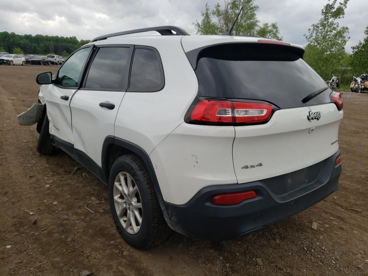 Photo 3 from auction – 2016 JEEP CHEROKEE S with VIN 1C4PJMAB6GW182748