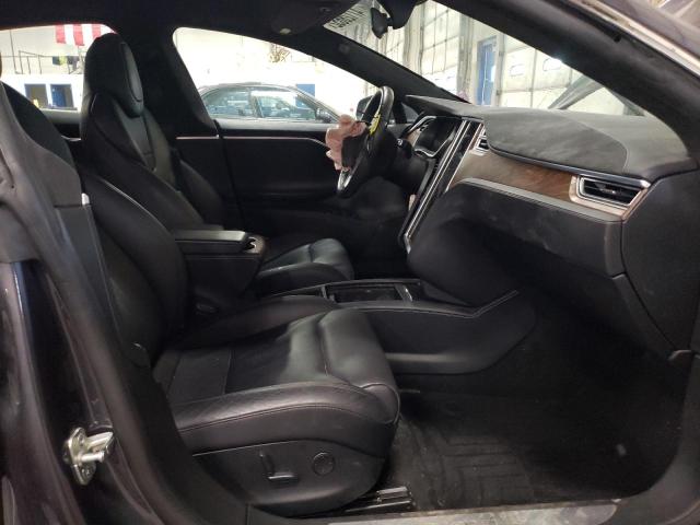 Photo 5 from auction – 2017 TESLA MODEL S with VIN 5YJSA1E23HF192310