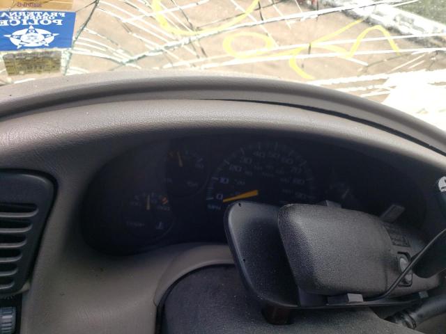 Photo 8 from auction – 2000 CHEVROLET ASTRO with VIN 1GNDM19W5YB175208