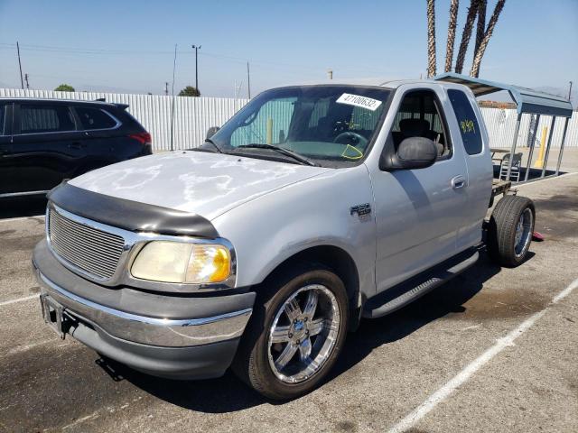 Photo 2 from auction – 2001 FORD F150 with VIN 1FTRX07L81KA62626