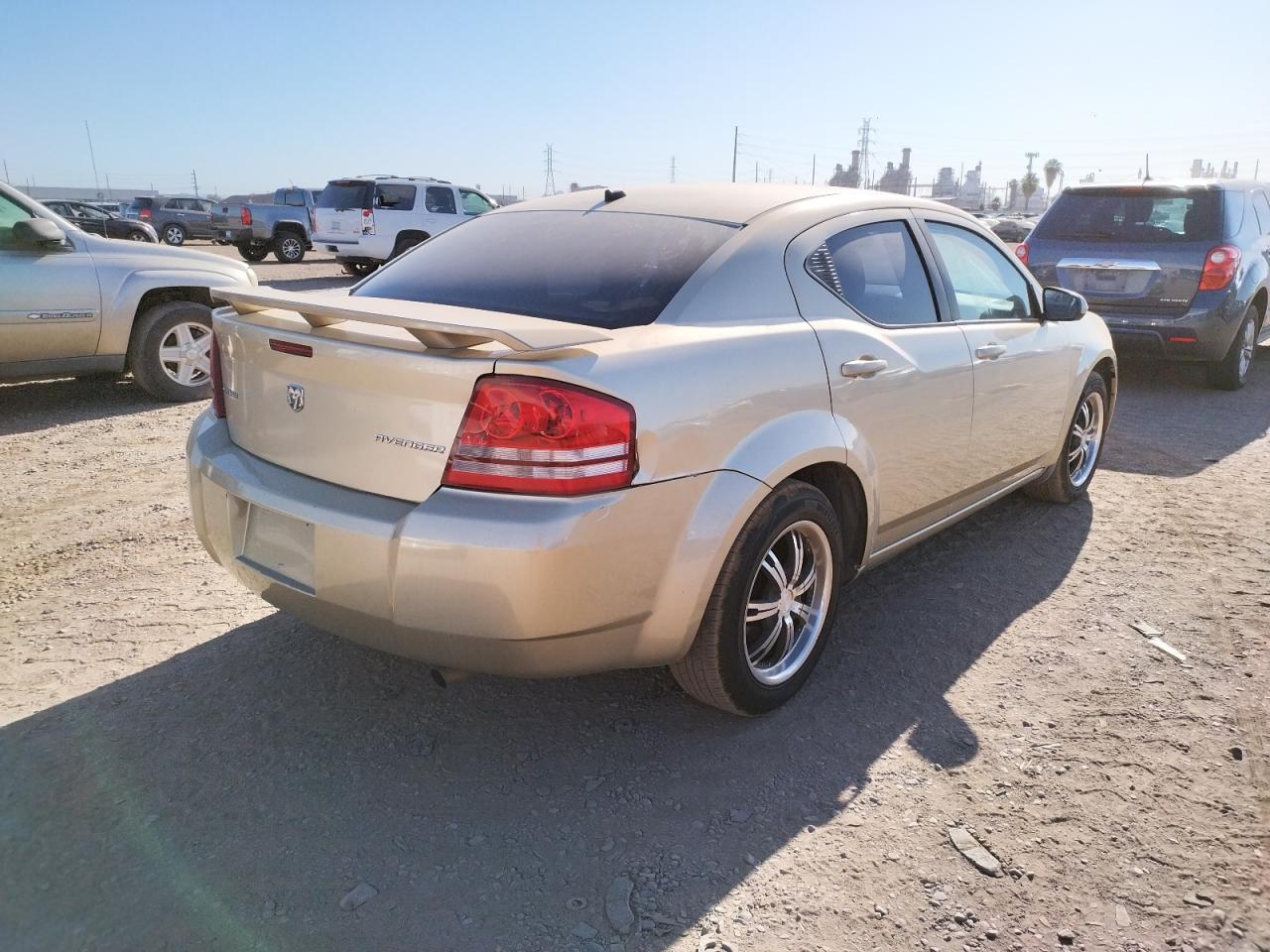 Photo 4 from auction – 2010 DODGE AVENGER EX with VIN 1B3CC1FB0AN204337
