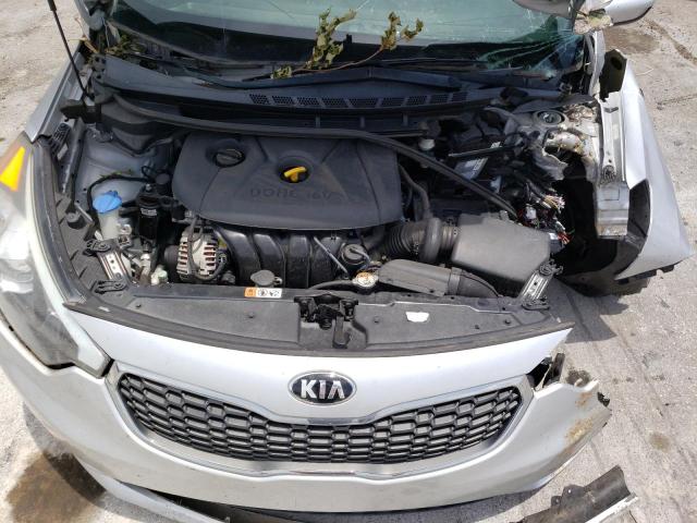 Photo 7 from auction – 2016 KIA FORTE LX with VIN KNAFK4A6XG5482629