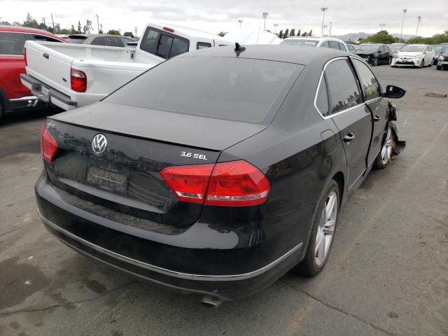 Photo 4 from auction – 2012 VOLKSWAGEN PASSAT SEL with VIN 1VWCM7A33CC067193