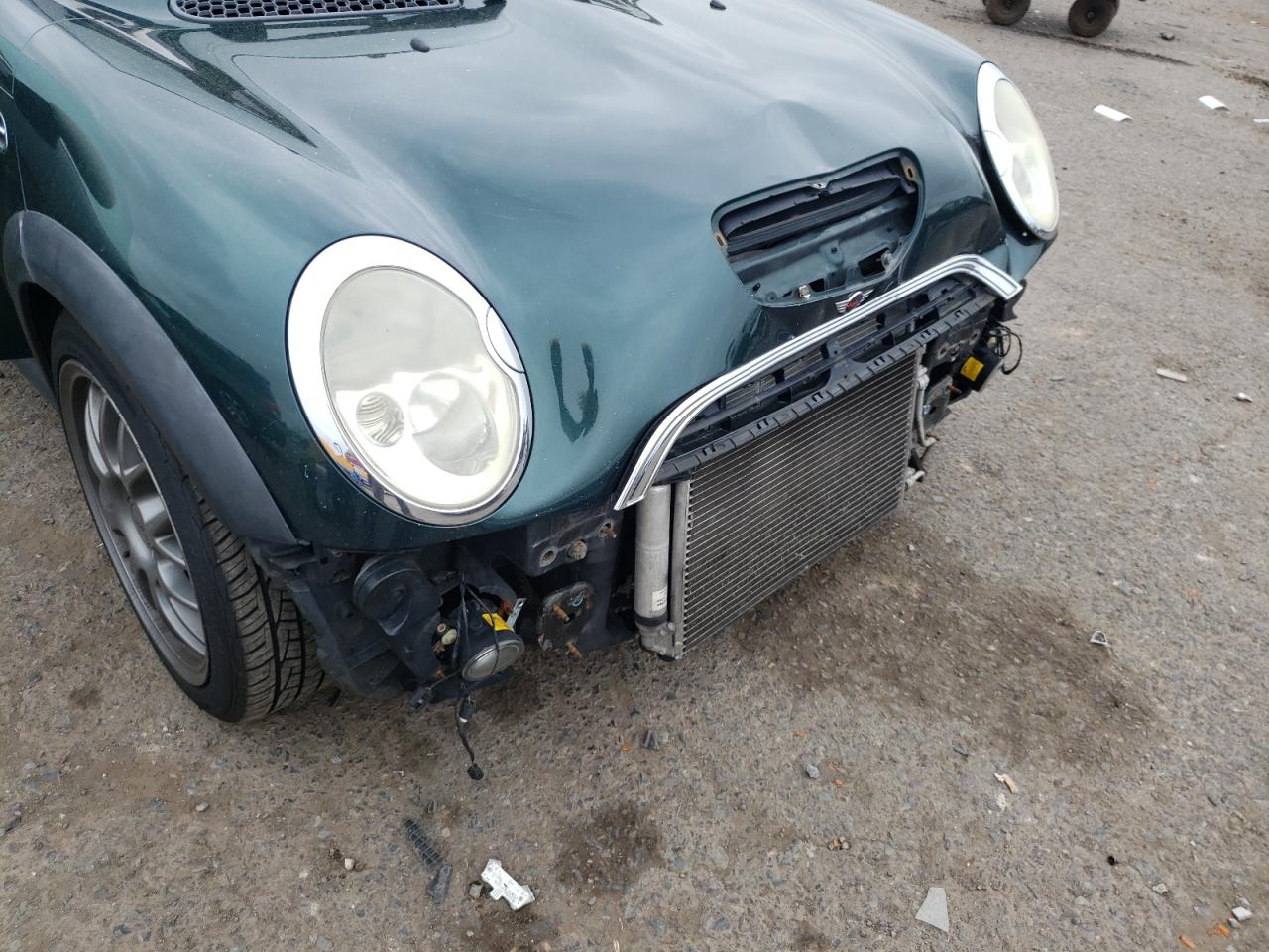 Photo 9 from auction – 2003 MINI COOPER S with VIN WMWRE33493TD64395