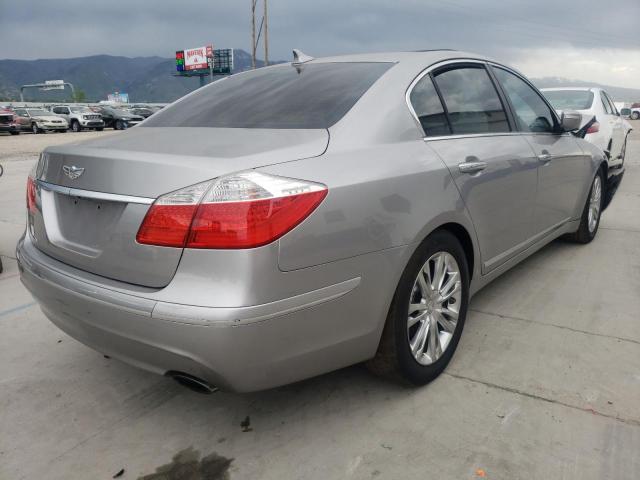 Photo 4 from auction – 2010 HYUNDAI GENESIS 4. with VIN KMHGC4DF2AU105673