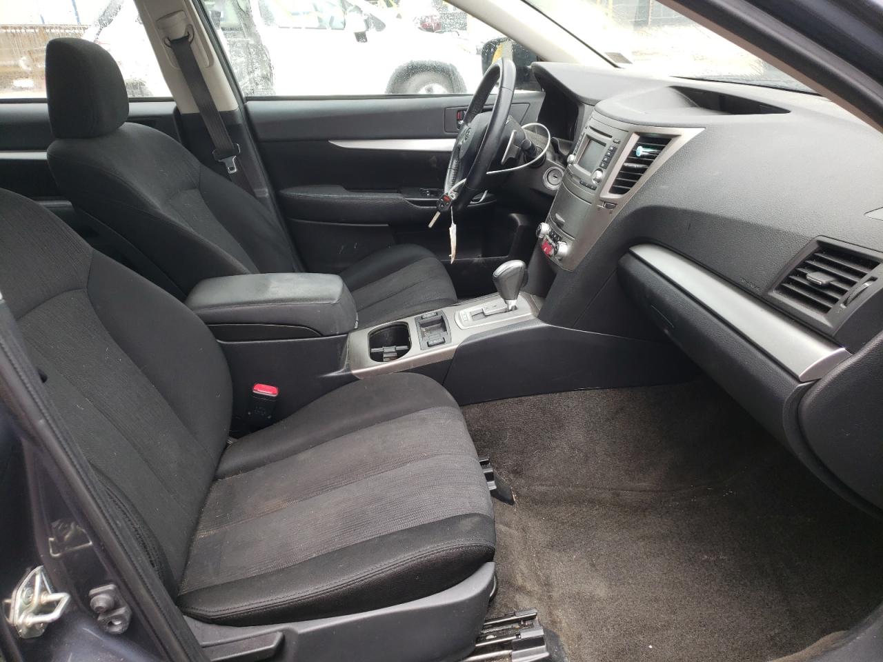 Photo 5 from auction – 2014 SUBARU LEGACY 2.5 with VIN 4S3BMBC64E3010481