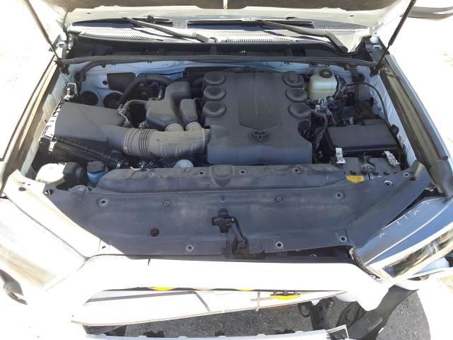 Photo 7 from auction – 2019 TOYOTA 4RUNNER SR with VIN JTEBU5JR6K5684660