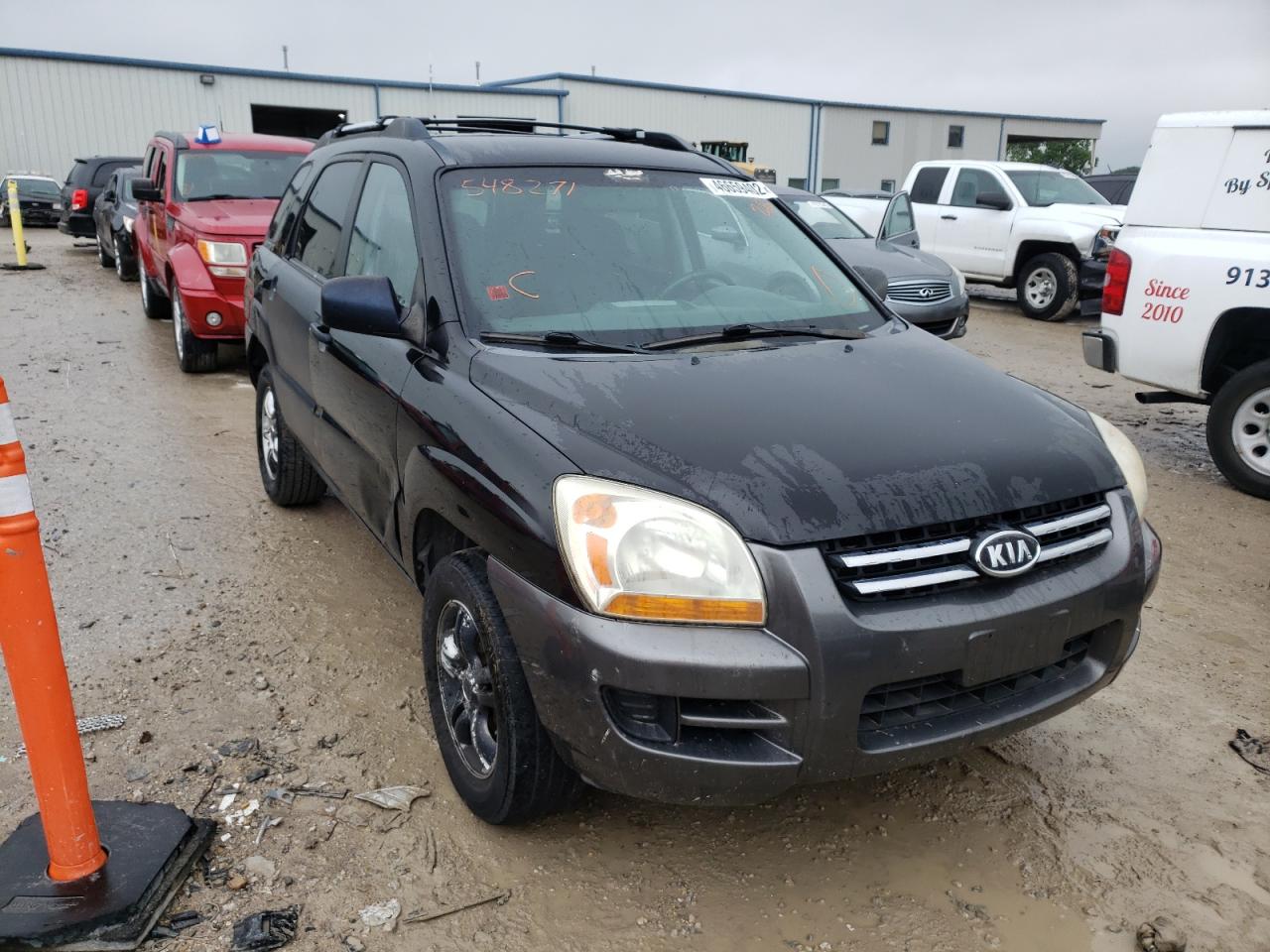 KIA SPORTAGE E 2008 with VIN KNDJE723687548271 - Photo from auction