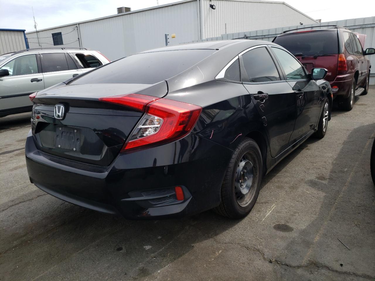 Photo 16 from auction – 2016 HONDA CIVIC LX with VIN 19XFC2F58GE230760