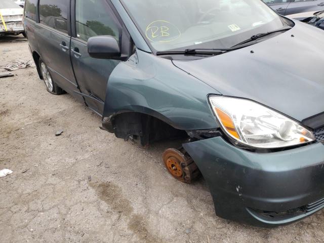 Photo 9 from auction – 2004 TOYOTA SIENNA LE with VIN 5TDBA23C14S001541