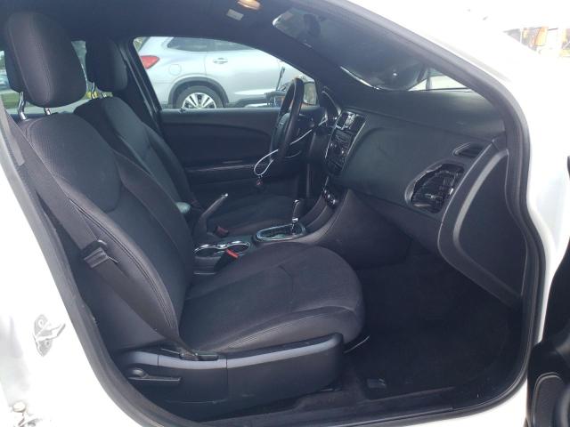 Photo 5 from auction – 2014 CHRYSLER 200 LX with VIN 1C3CCBAB3EN206783