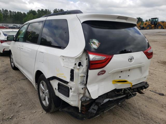 Photo 3 from auction – 2016 TOYOTA SIENNA LE with VIN 5TDKK3DC2GS693704