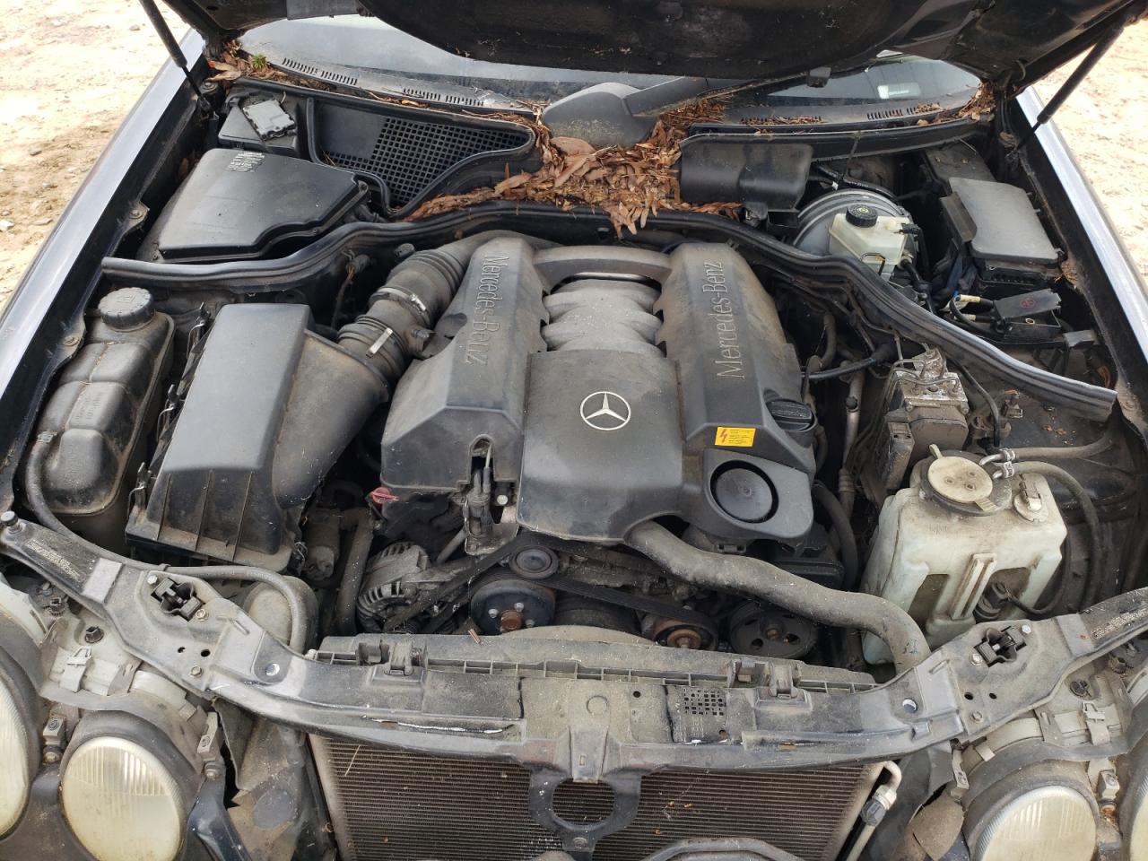 Photo 20 from auction – 2001 MERCEDES-BENZ E 320 with VIN WDBJF65J21B260007