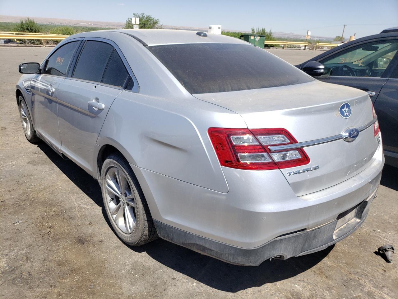 Photo 3 from auction – 2016 FORD TAURUS SEL with VIN 1FAHP2H8XGG104765