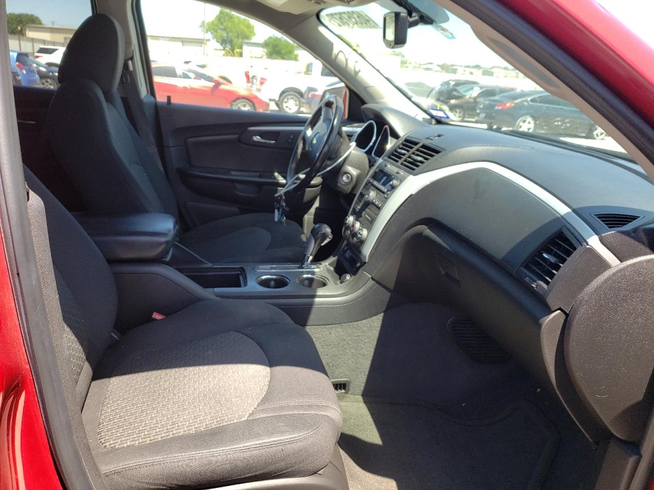 Photo 19 from auction – 2012 CHEVROLET TRAVERSE L with VIN 1GNKRGED4CJ410762