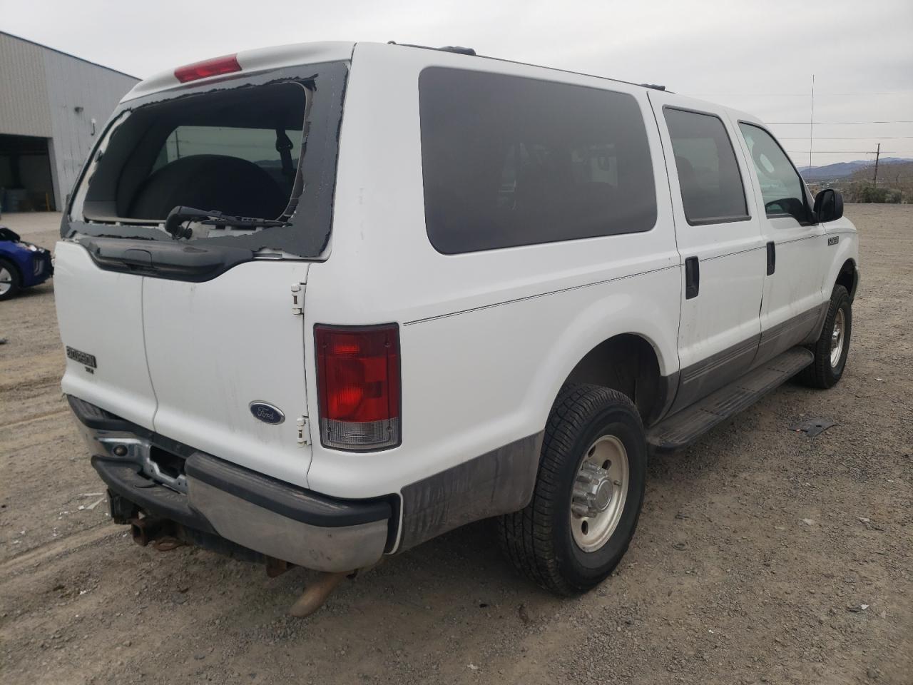 Photo 17 from auction – 2004 FORD EXCURSION with VIN 1FMNU41LX4EC49176