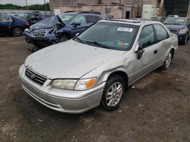 Photo 2 from auction – 2000 TOYOTA CAMRY LE with VIN 4T1BF28K7YU110617