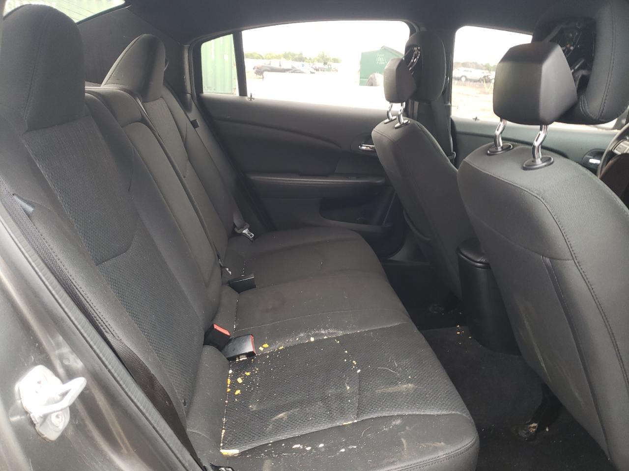 Photo 19 from auction – 2012 CHRYSLER 200 LX with VIN 1C3CCBAB5CN172438
