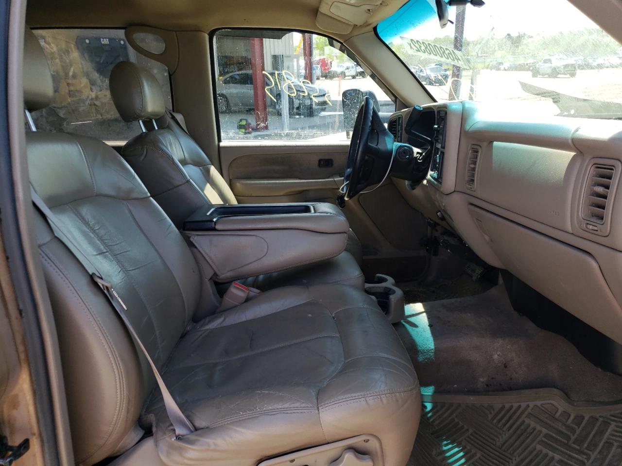 Photo 5 from auction – 2001 CHEVROLET SILVERADO with VIN 1GCHK23U91F129585