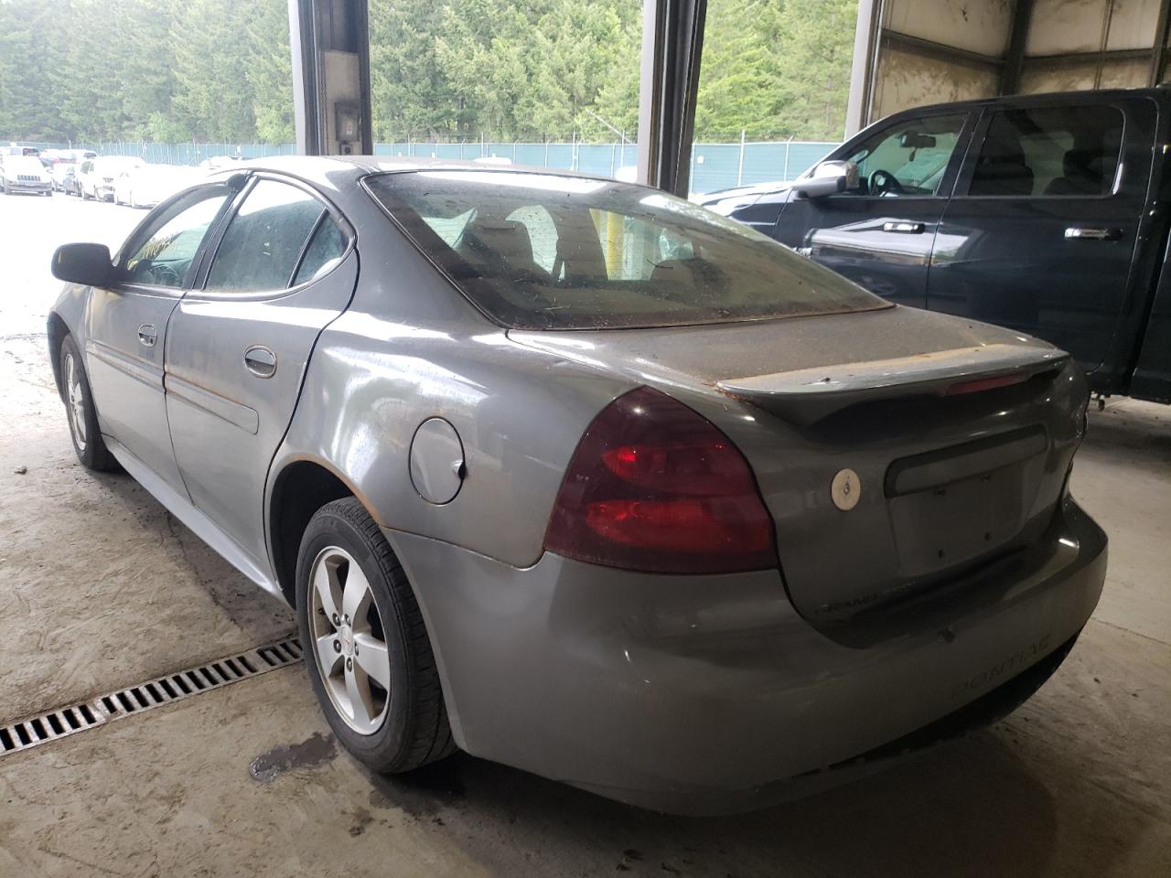 Photo 3 from auction – 2007 PONTIAC GRAND PRIX with VIN 2G2WP552271204475