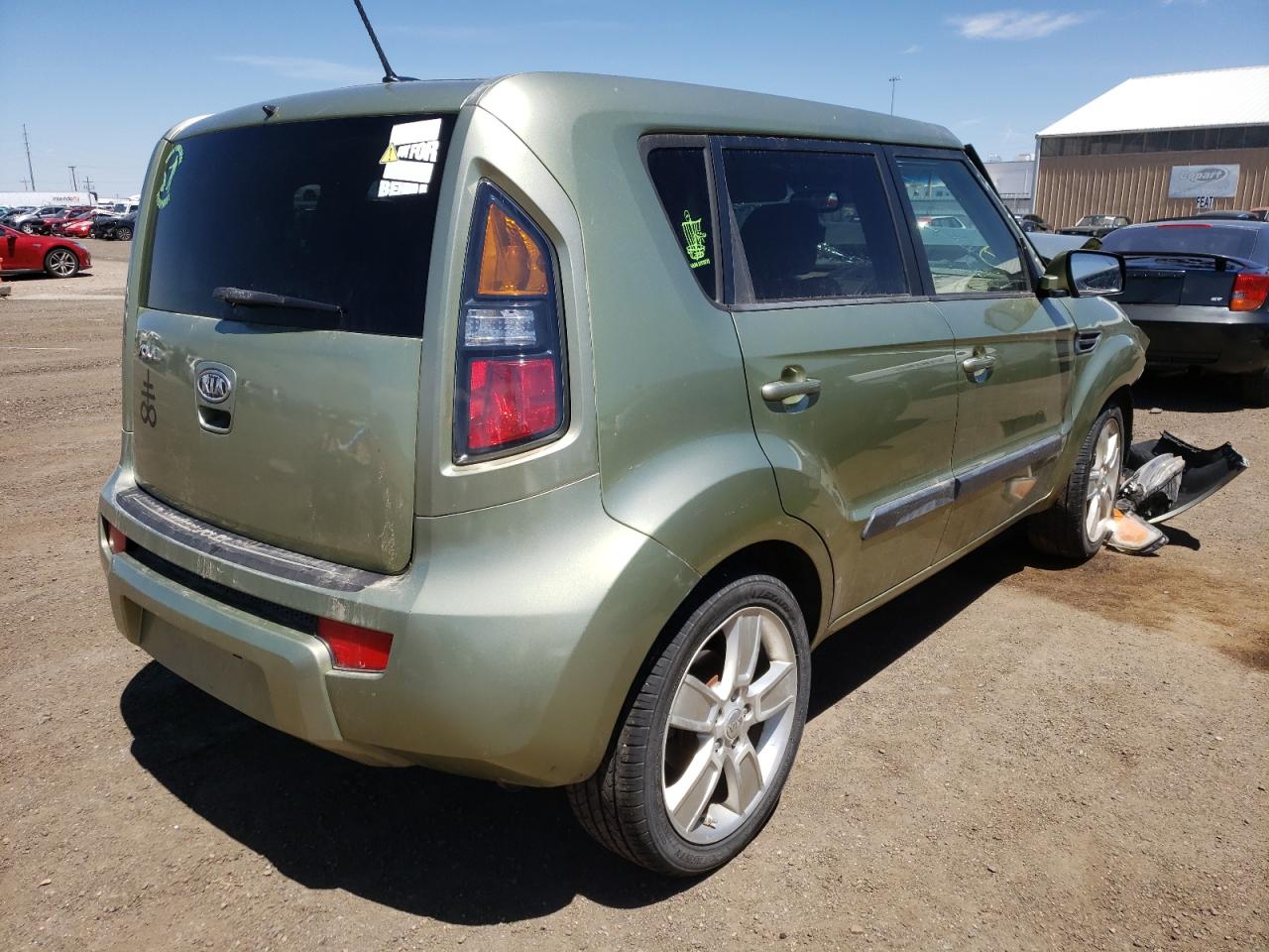 Photo 4 from auction – 2011 KIA SOUL + with VIN KNDJT2A23B7341720