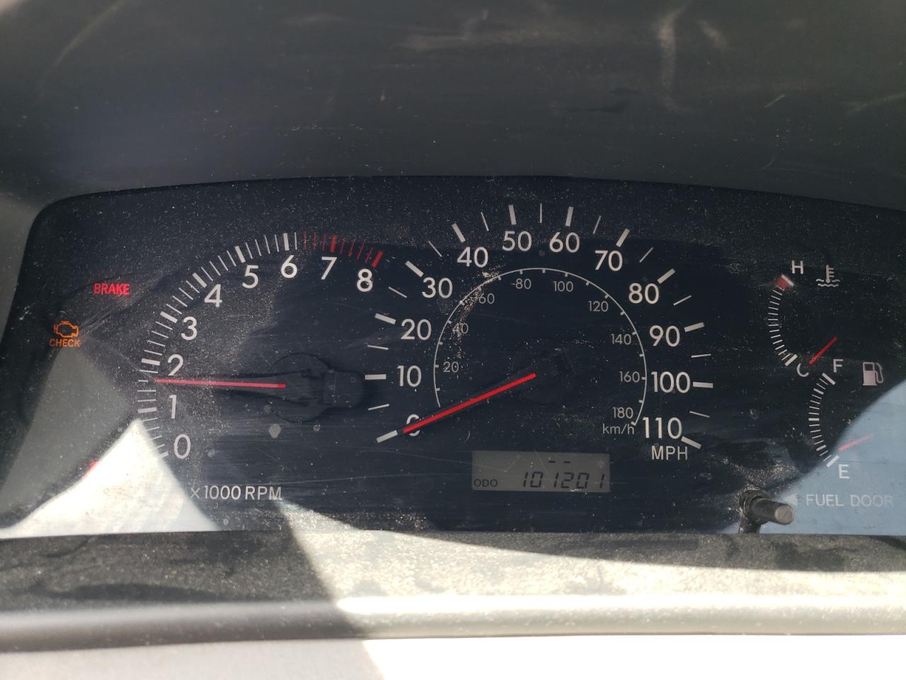 Photo 13 from auction – 2006 TOYOTA COROLLA CE with VIN 2T1BR30E06C613519