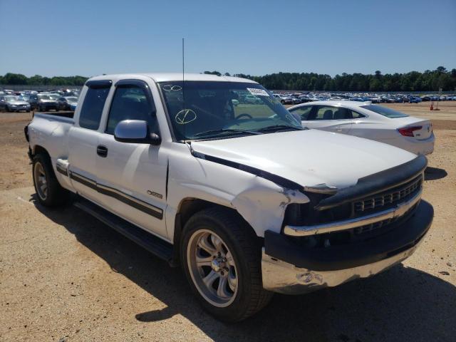 CHEVROLET SILVERADO 2000 with VIN 2GCEC19T2Y1196670 - Photo from auction