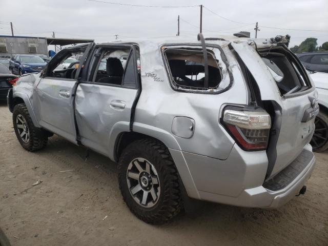 Photo 6 from auction – 2018 TOYOTA 4RUNNER SR with VIN JTEBU5JR5J5574116